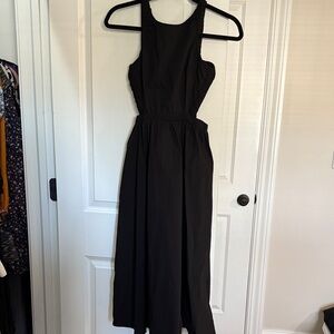 Moon River Elegant Black Backless Dress